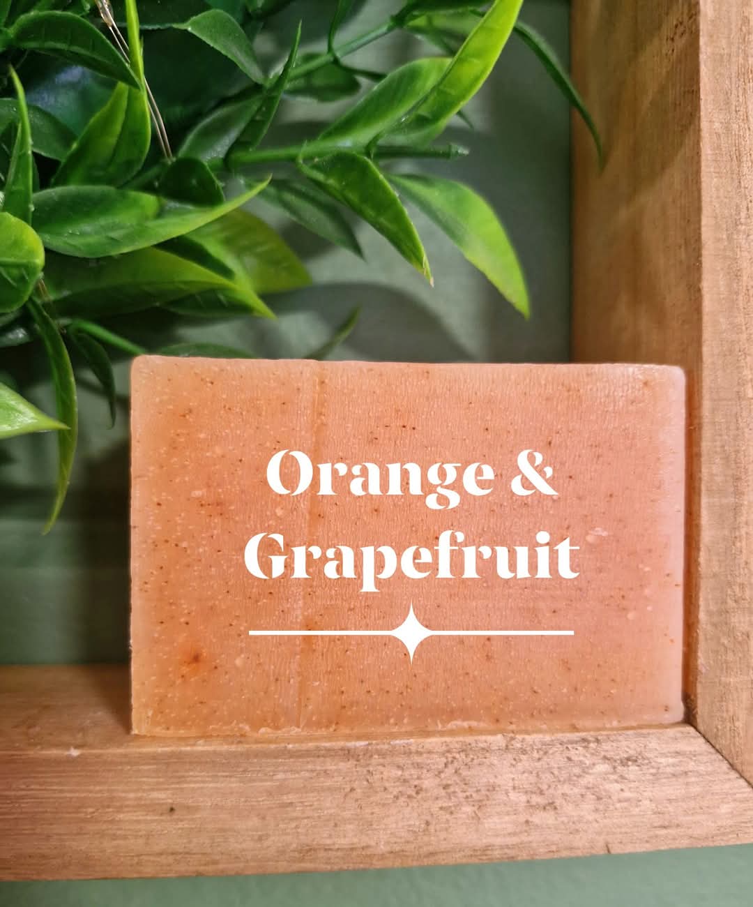 Friendly Soap Naked_Natural_Orange_Grapefruit_Soap