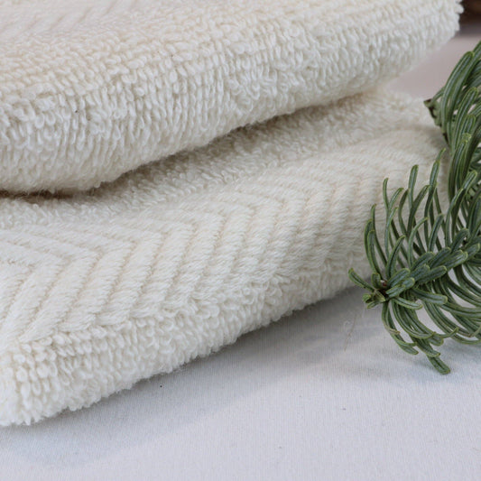 Organic Cotton Facecloth – Luxuriously Soft & Gentle close up