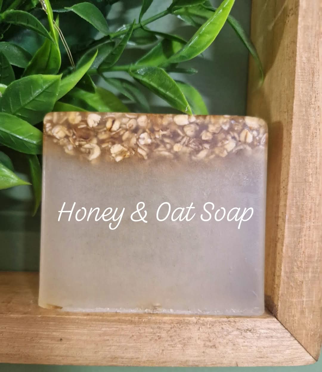 Handcrafted Natural Honey & Oatmeal Exfoliating Soap – Sweet & Soothing