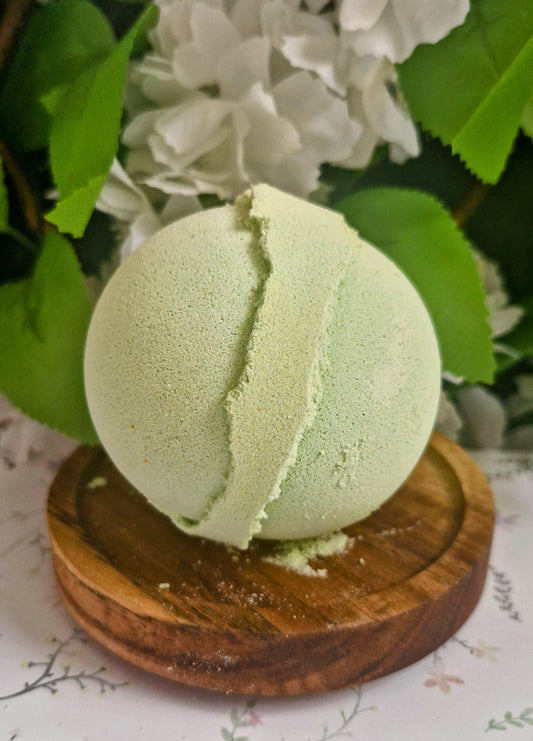 Breathe & Bloom Aromatherapy Bath Bomb Lemon & Eucalyptus Essential Oils