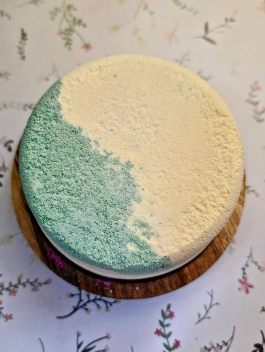 Lemon & Lime – Zesty Citrus Burst Bath Bomb (180g)